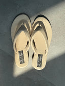 RITA BEIGE