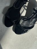 BELLE BLACK