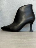 BANNY BLACK