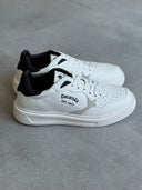 1977 SNEAKERS
