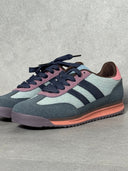 FRIDA SNEAKERS