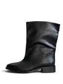 ESME BLACK