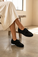 PRALINA BLACK