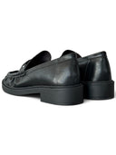 CLOE BLACK